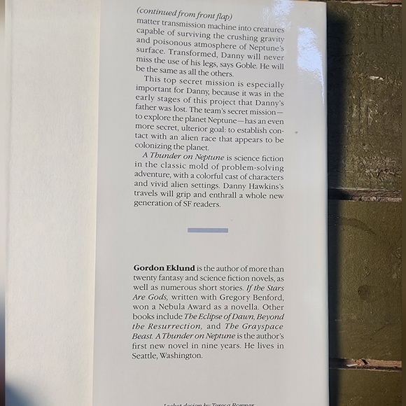 A Thunder on Neptune Gordon Eklund Vintage SciFi Hardcover - Picture 3 of 4